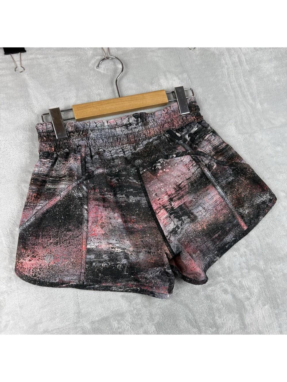 Lululemon Speed Up Shorts Women Size 6 Multicolor Zip Pocket Running Rare Color